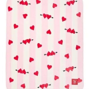 Victoria's Secret Cozy Plush Blanket Pink & White NWT